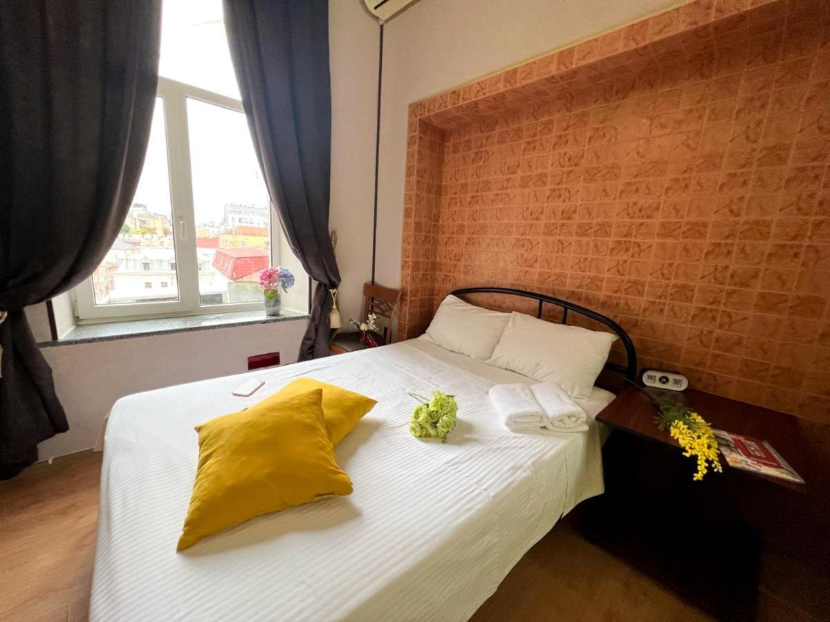 Apartment In The Historic Center Κίεβο Εξωτερικό φωτογραφία