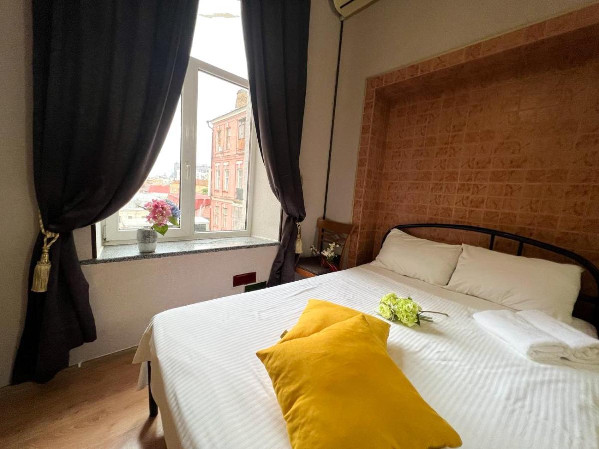 Apartment In The Historic Center Κίεβο Εξωτερικό φωτογραφία