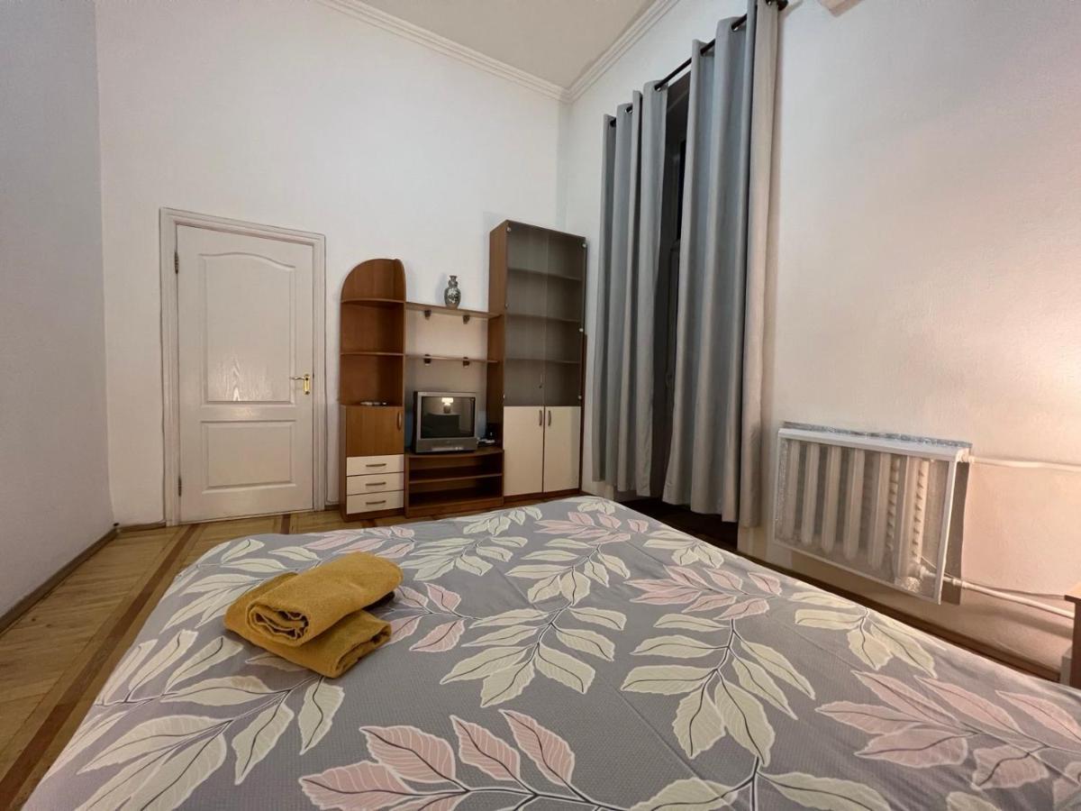 Apartment In The Historic Center Κίεβο Εξωτερικό φωτογραφία